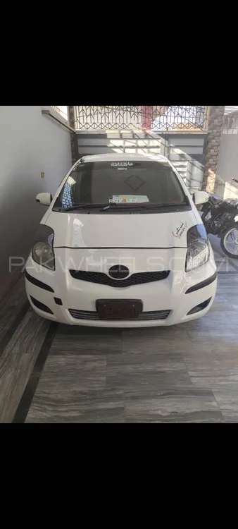 Toyota Vitz 2013 for Sale in Rahim Yar Khan Image-1