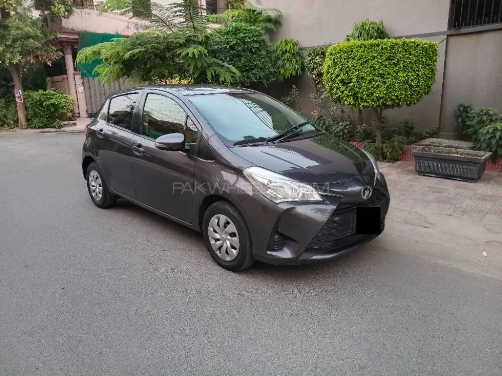 Toyota Vitz 2018 for Sale in Lahore Toyota Vitz 2018 for Sale in Lahore Image-3