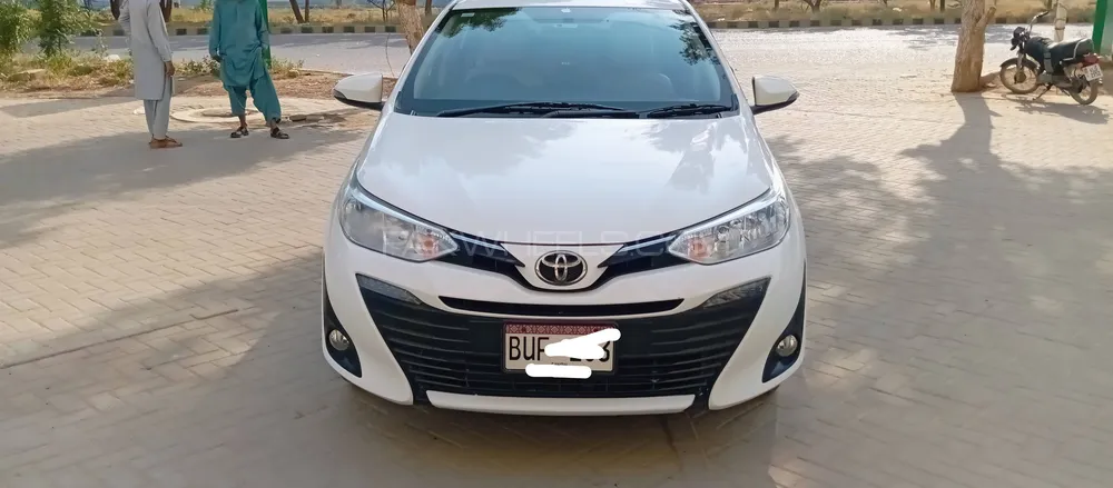 Toyota Yaris Sedan 2021 for Sale in Karachi Image-1
