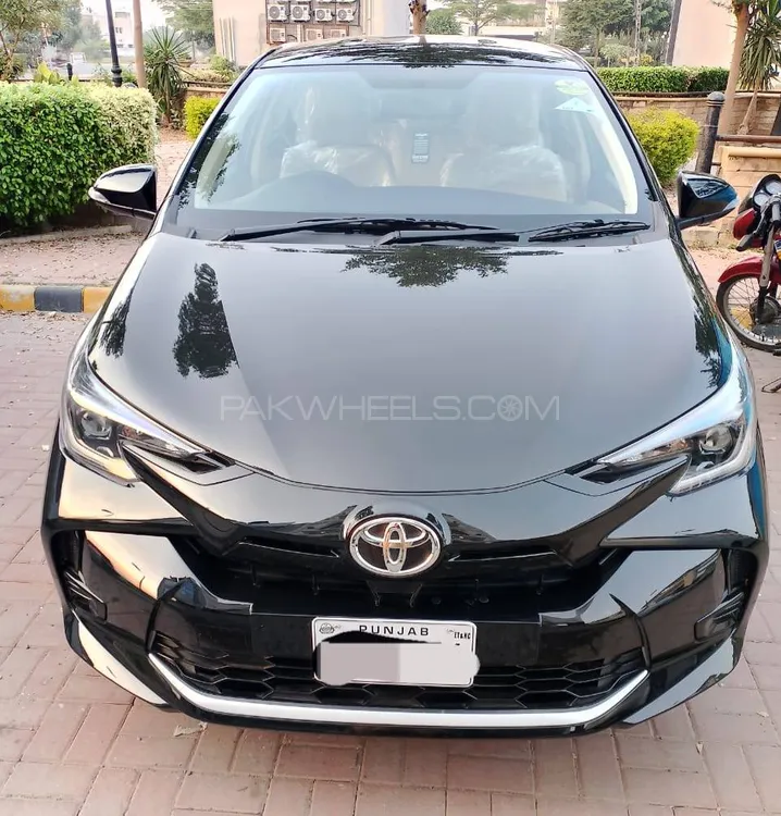 Toyota Yaris Sedan 2025 for Sale in Lahore Image-1