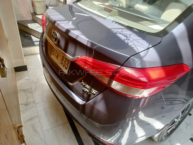 Toyota Yaris Sedan 2021 for Sale in Karachi Image-1