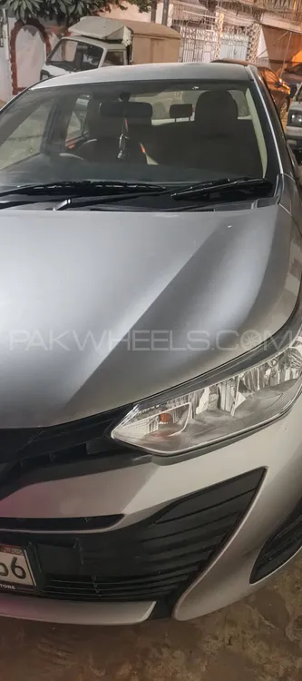Toyota Yaris Sedan 2021 for Sale in Karachi Image-1