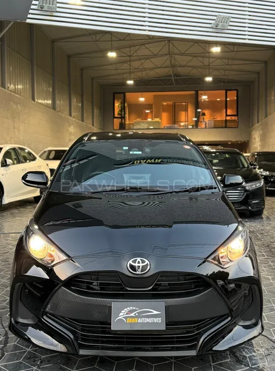 Toyota Yaris Hatchback 2021 for Sale in Lahore Image-1