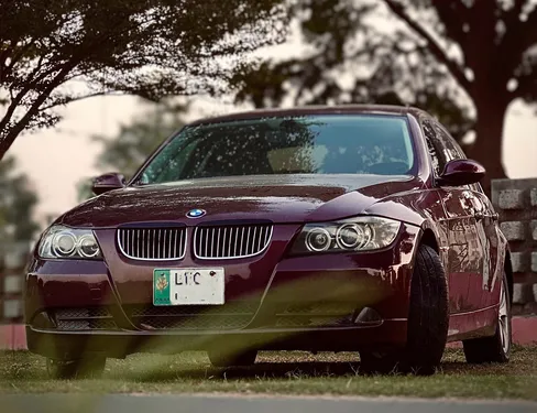BMW 3 Series 320i 2006