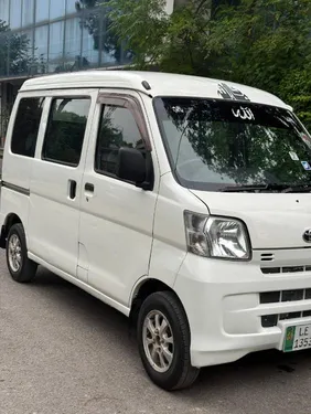 Daihatsu Hijet Deluxe 2012