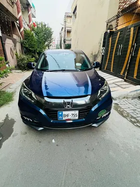 Honda Vezel Hybrid X 2014