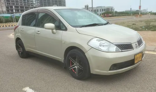 Nissan Tiida 15G 2006