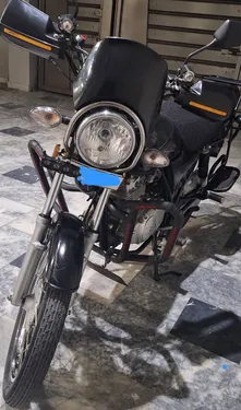 Suzuki GS 150 2024