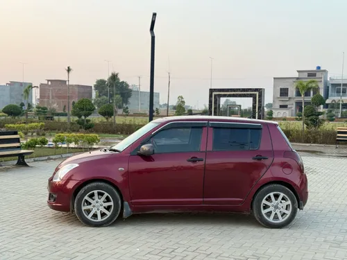 Suzuki Swift DX 1.3 2012