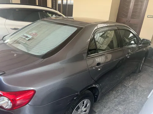 Toyota Corolla Altis Automatic 1.6 2013