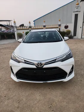 Toyota Corolla Altis Grande X CVT-i 1.8 Black Interior 2022