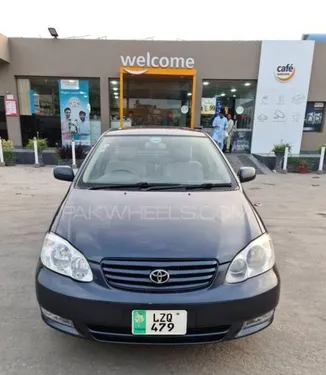 Toyota Corolla SE Saloon 2005