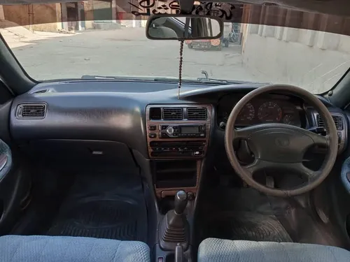 Toyota Corolla XE 2001
