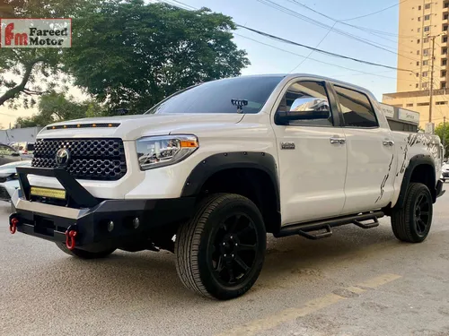 Toyota Tundra 5.7i 2019