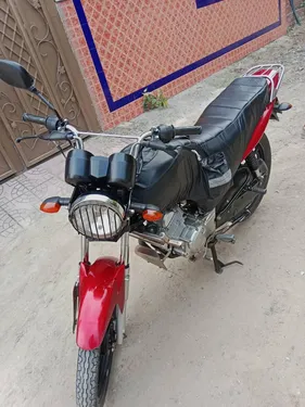 Yamaha YB 125Z  2022