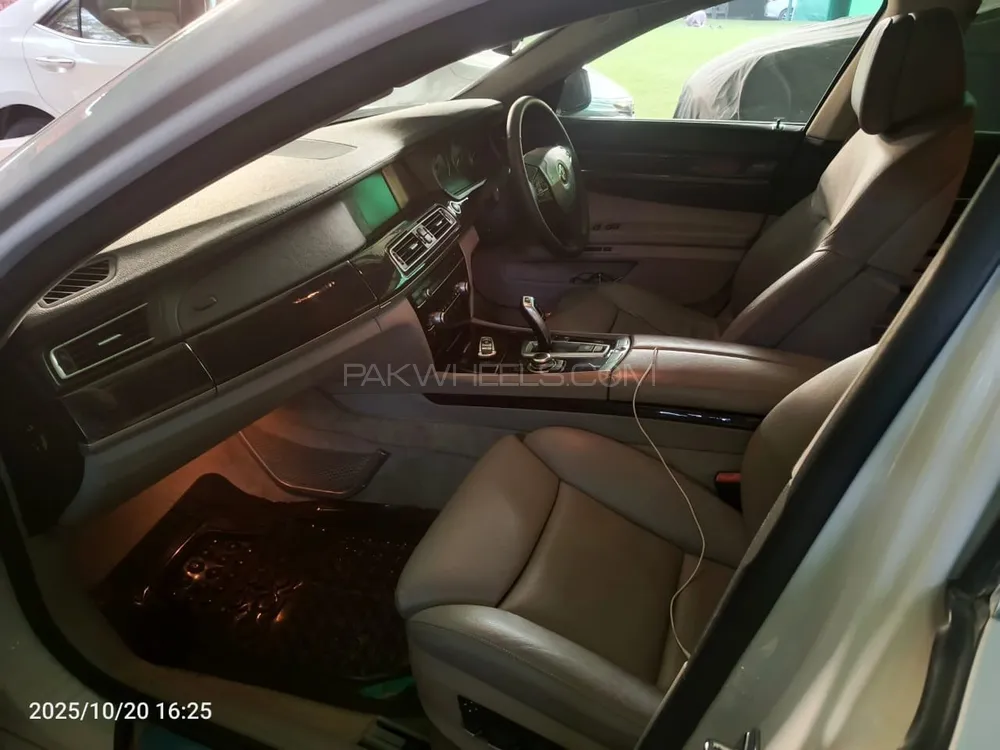 BMW 7 Series 2009 for Sale in Lahore BMW 7 Series 2009 for Sale in Lahore Image-2