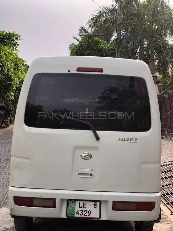Daihatsu Hijet 2015 for Sale in Lahore Daihatsu Hijet 2015 for Sale in Lahore Image-2