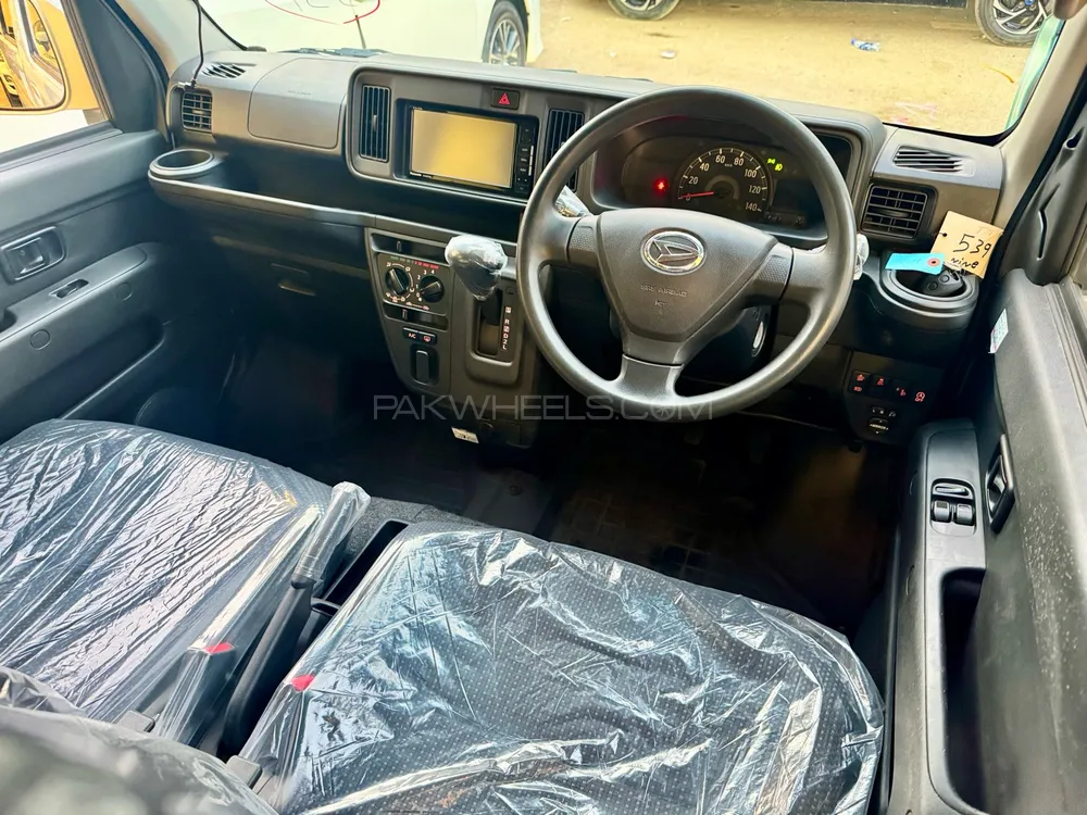 Daihatsu Hijet 2020 for Sale in Karachi Daihatsu Hijet 2020 for Sale in Karachi Image-9
