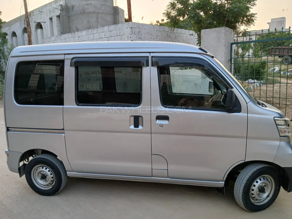 ڈائیہاتسو ہائی جیٹ 2020 for Sale in کراچی ڈائیہاتسو ہائی جیٹ 2020 for Sale in کراچی Image-2