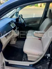 Daihatsu Move 2017 for Sale in Bhera Daihatsu Move 2017 for Sale in Bhera Image-3