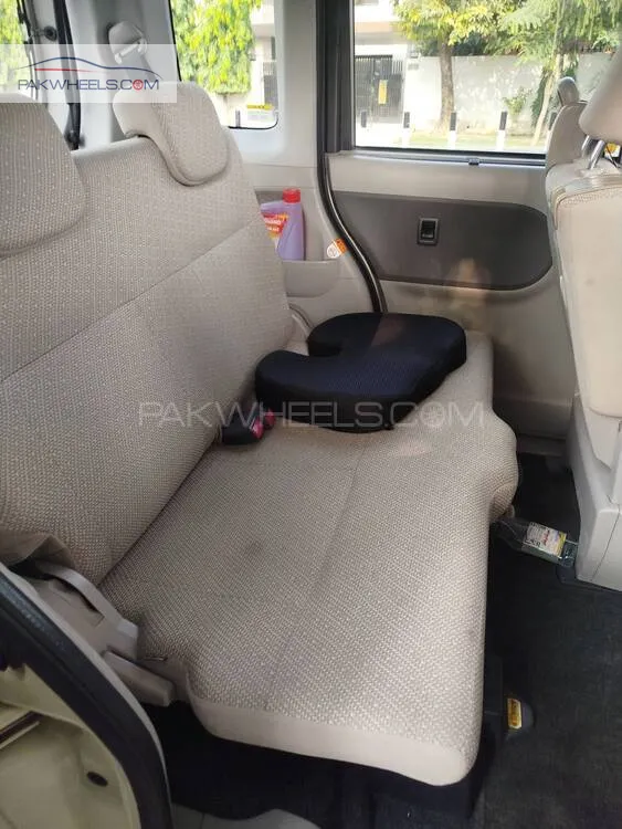 Daihatsu Tanto 2017 for Sale in Lahore Daihatsu Tanto 2017 for Sale in Lahore Image-10