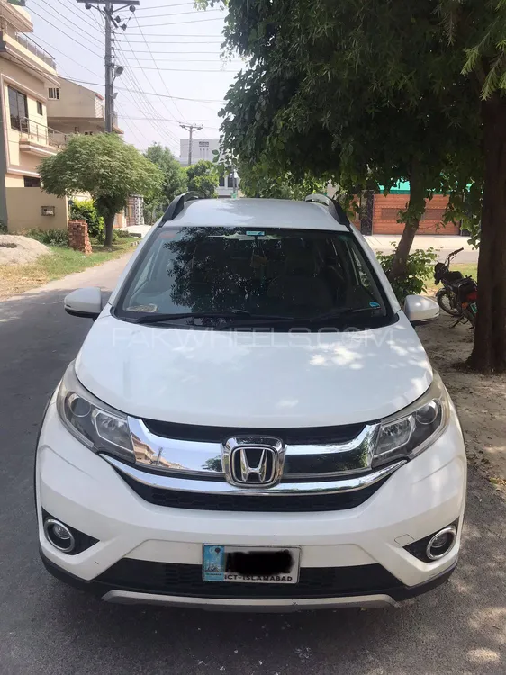 Honda BR-V 2018 for Sale in Lahore Honda BR-V 2018 for Sale in Lahore Image-3
