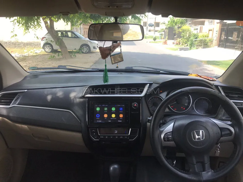 Honda BR-V 2018 for Sale in Lahore Honda BR-V 2018 for Sale in Lahore Image-8