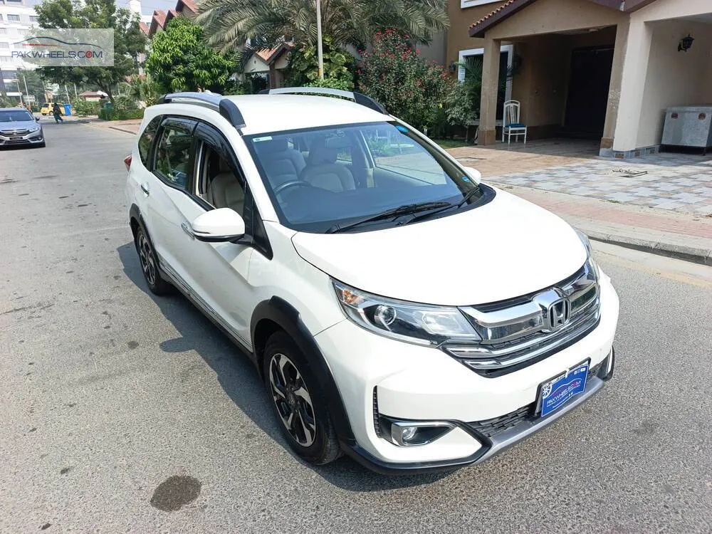 Honda BR-V 2022 for Sale in Lahore Honda BR-V 2022 for Sale in Lahore Image-2