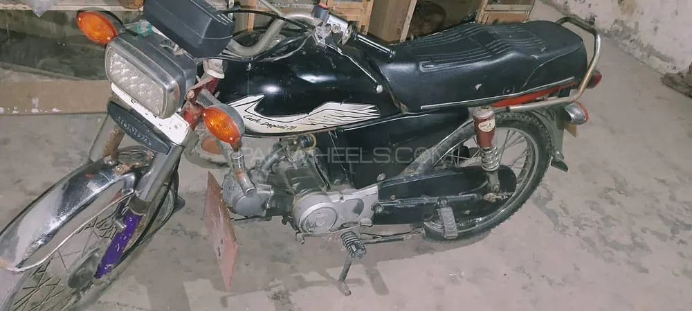 Chinese Bikes 70 2008 for Sale Chinese Bikes 70 2008 for Sale Image-1