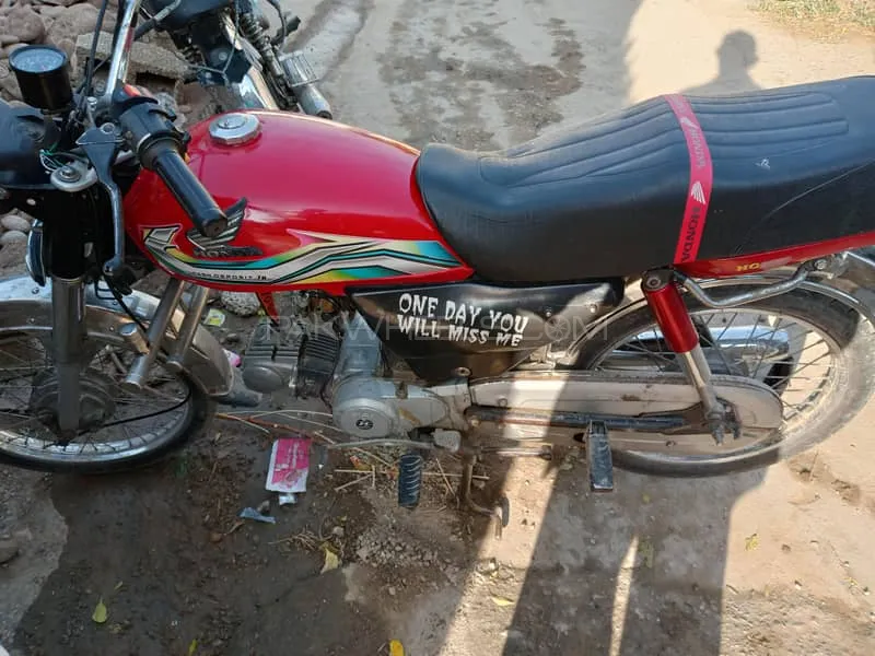 Honda CD 70 2013 for Sale Honda CD 70 2013 for Sale Image-3