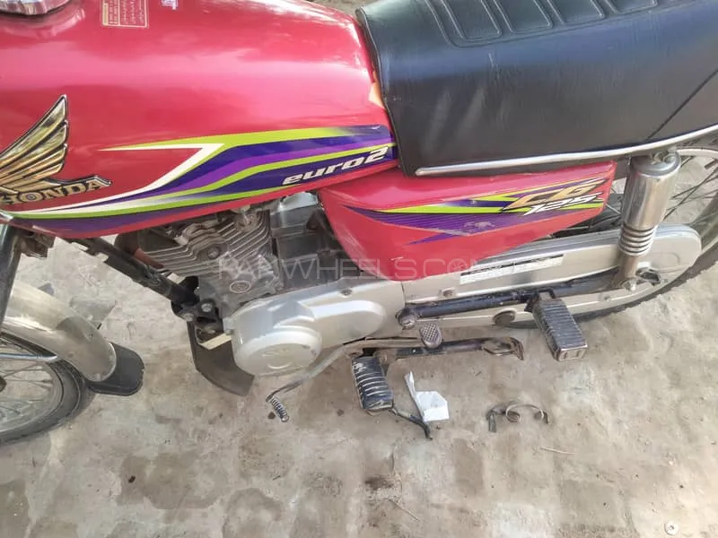 Honda CG 125 2017 for Sale Honda CG 125 2017 for Sale Image-5