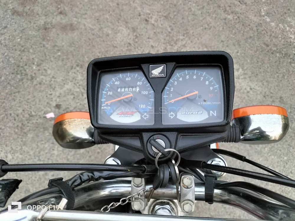 ہونڈا CG 125 Special Edition 2022 for Sale ہونڈا CG 125 Special Edition 2022 for Sale Image-6