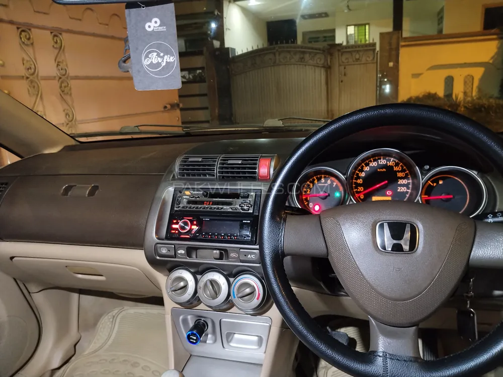ہونڈا سٹی 2006 for Sale in گجرانوالہ ہونڈا سٹی 2006 for Sale in گجرانوالہ Image-3