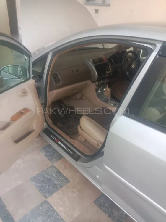 Honda City 2004 for Sale in Burewala Honda City 2004 for Sale in Burewala Image-4