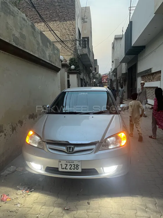 Honda Civic 2004 for Sale in Multan Honda Civic 2004 for Sale in Multan Image-7