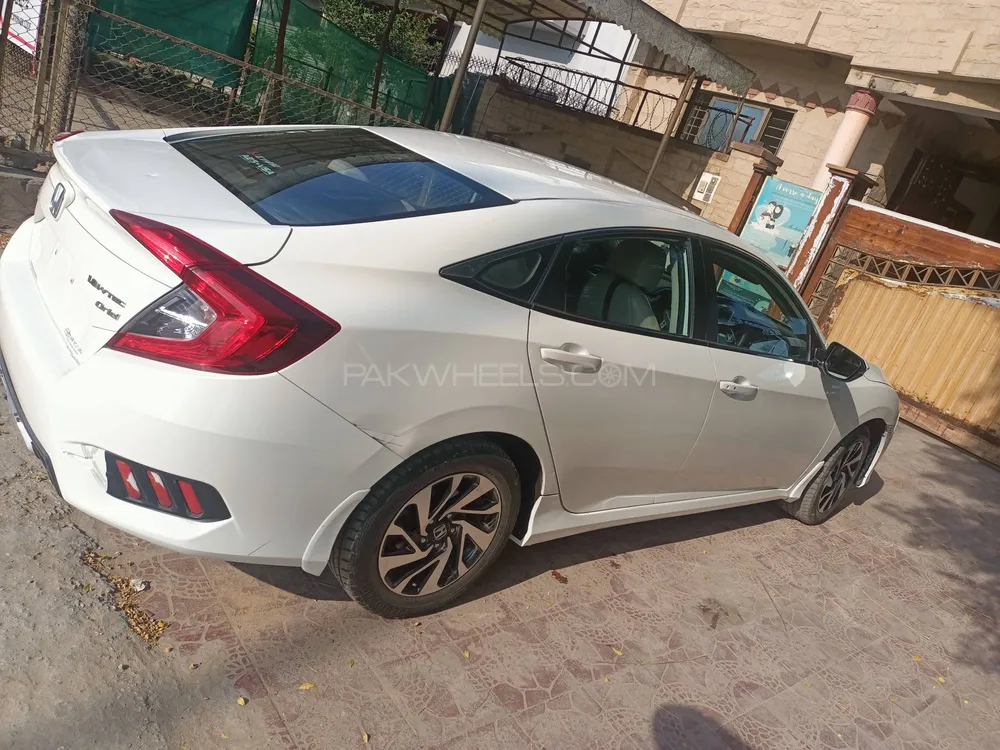 Honda Civic 2017 for Sale in Islamabad Honda Civic 2017 for Sale in Islamabad Image-11