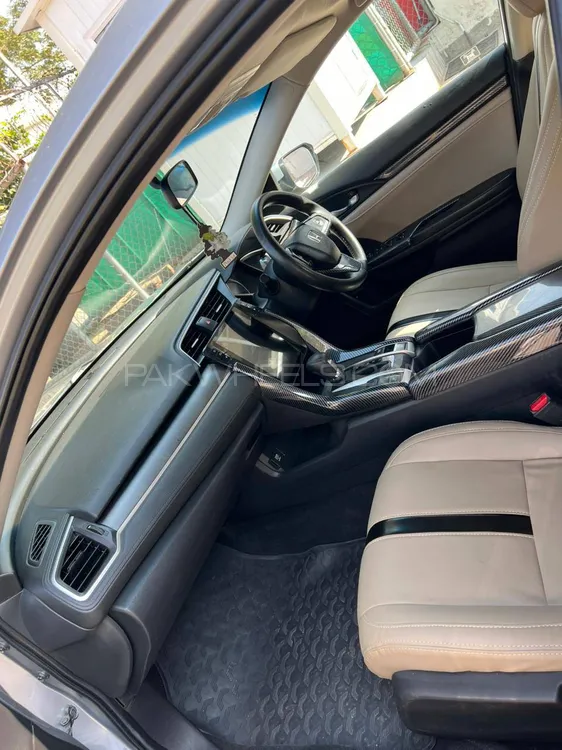 Honda Civic 2018 for Sale in Islamabad Honda Civic 2018 for Sale in Islamabad Image-16