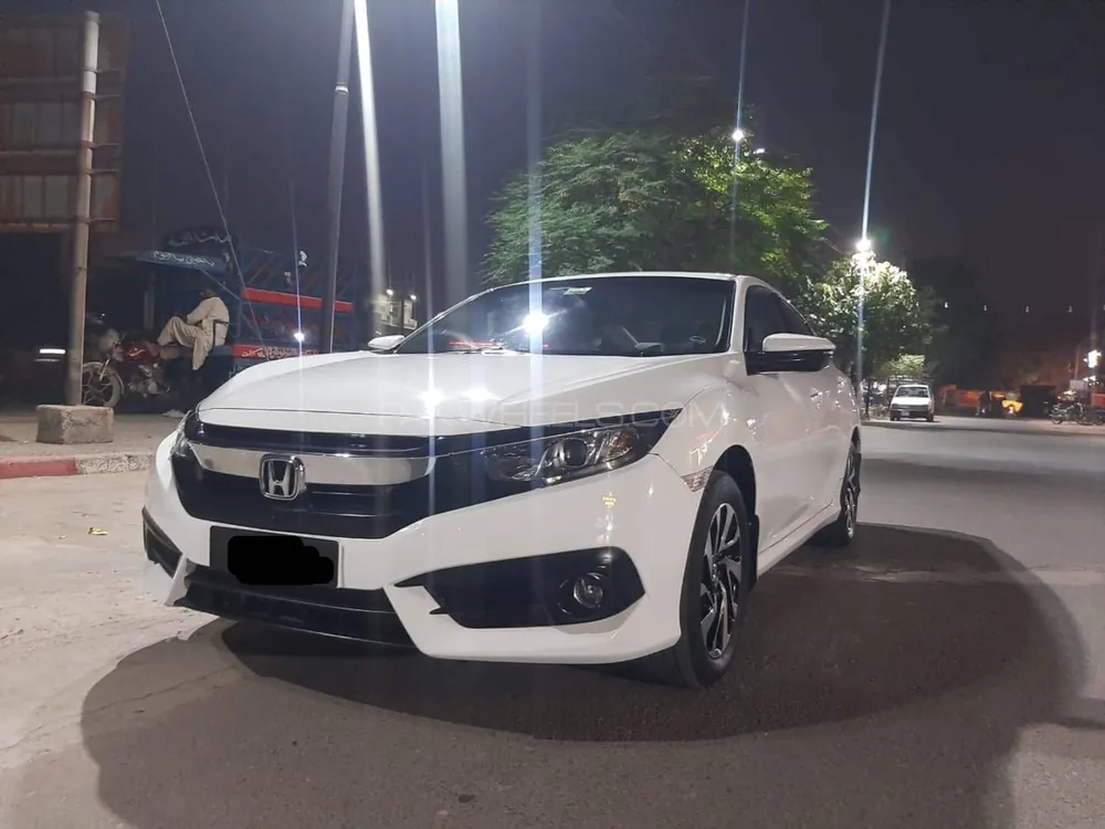 ہونڈا سوک 2018 for Sale in فیصل آباد ہونڈا سوک 2018 for Sale in فیصل آباد Image-3