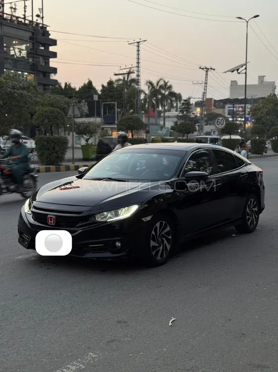 ہونڈا سوک 2019 for Sale in لاہور ہونڈا سوک 2019 for Sale in لاہور Image-3