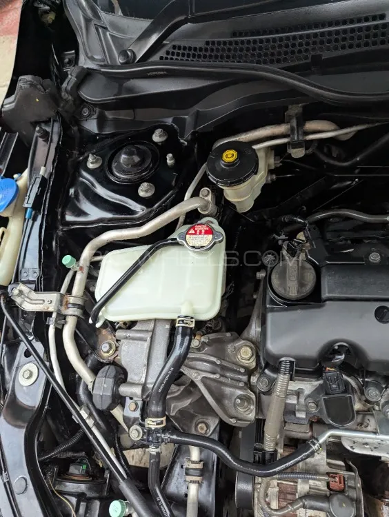 Honda Civic 2019 for Sale in Layyah Honda Civic 2019 for Sale in Layyah Image-11
