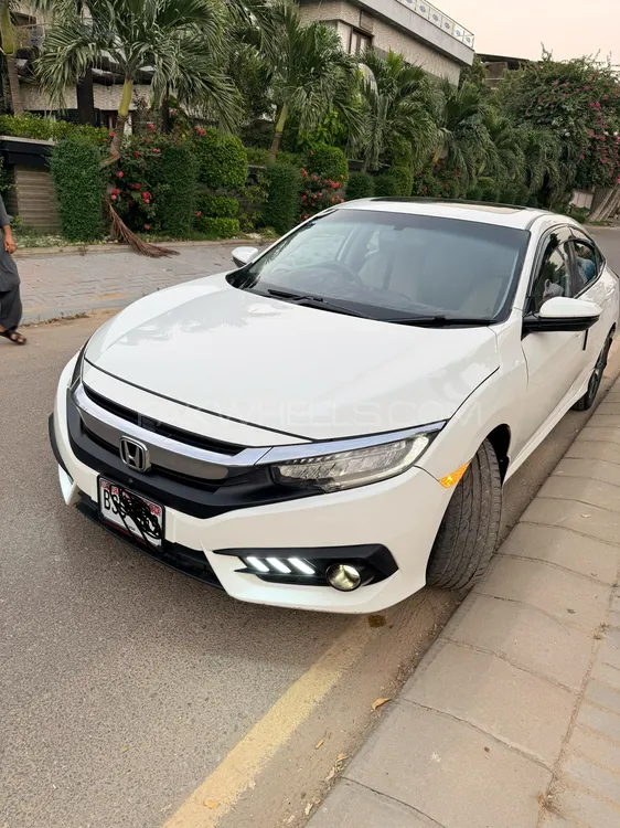 Honda Civic 2020 for Sale in Karachi Image-1