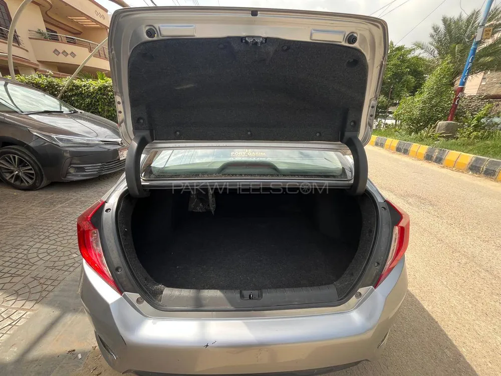 ہونڈا سوک 2020 for Sale in کراچی ہونڈا سوک 2020 for Sale in کراچی Image-9