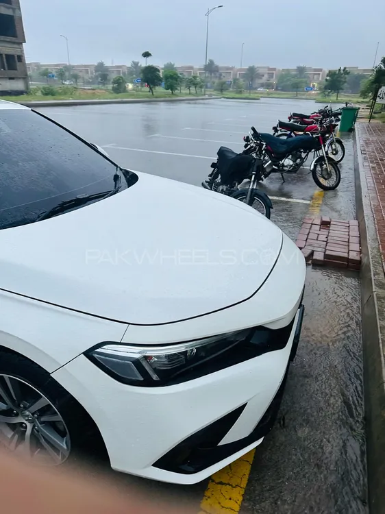 Honda Civic 2022 for Sale in Hyderabad Honda Civic 2022 for Sale in Hyderabad Image-3
