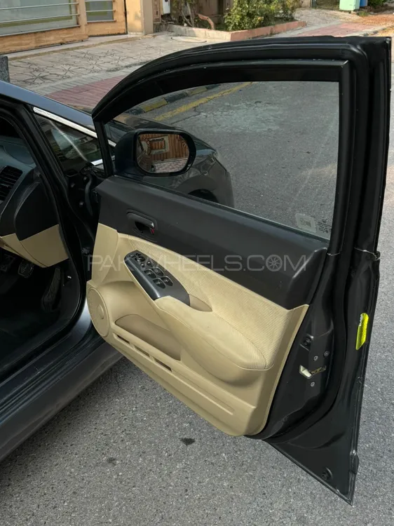 Honda Civic 2010 for Sale in Abbottabad Honda Civic 2010 for Sale in Abbottabad Image-6