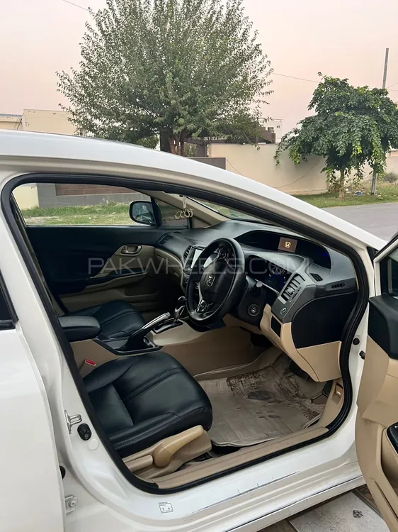 Honda Civic 2015 for Sale in Lahore Honda Civic 2015 for Sale in Lahore Image-18