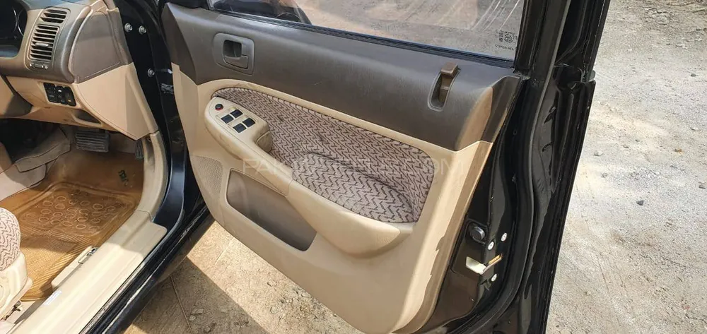 Honda Civic 2005 for Sale in Charsadda Honda Civic 2005 for Sale in Charsadda Image-2