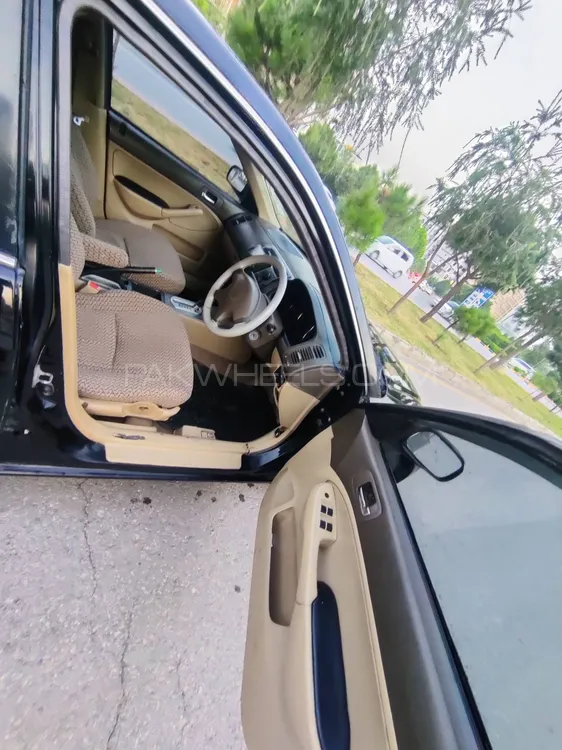 Honda Civic 2005 for Sale in Rawalpindi Honda Civic 2005 for Sale in Rawalpindi Image-9