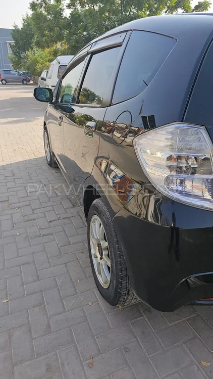 Honda Fit 2011 for Sale in Karachi Honda Fit 2011 for Sale in Karachi Image-5