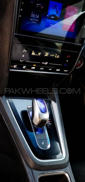 Honda Fit 2016 for Sale in Lahore Honda Fit 2016 for Sale in Lahore Image-11