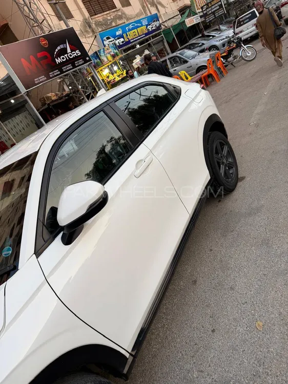 Honda HR-V 2023 for Sale in Hyderabad Honda HR-V 2023 for Sale in Hyderabad Image-8